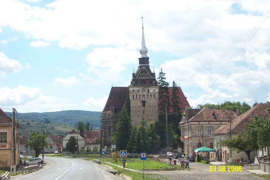 2006-08-23 11-54-08.JPG - 2006-08-U-RO>Sighisoara Ri Bran--Saschiz